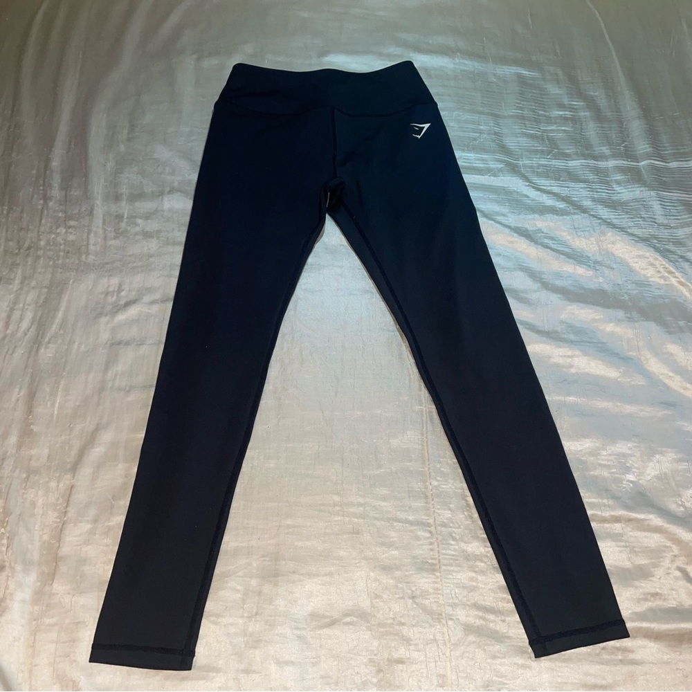 Gymshark black dry moisture management leggings